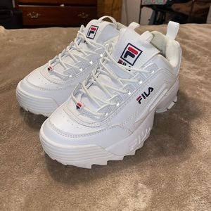 White Fila’s